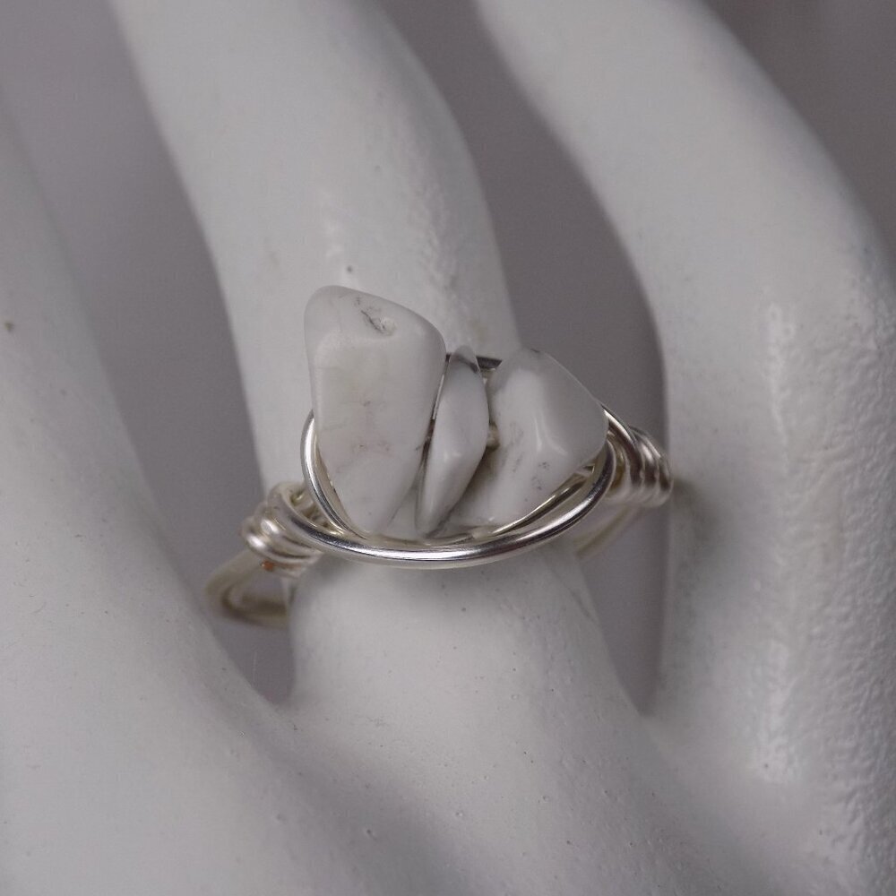Howlite hand wrapped stone chip ring size 8